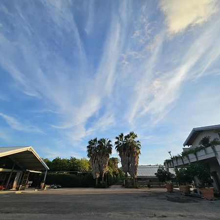 Ros'E Mari Green Home Hotel โอริสตาโน ภายนอก รูปภาพ
